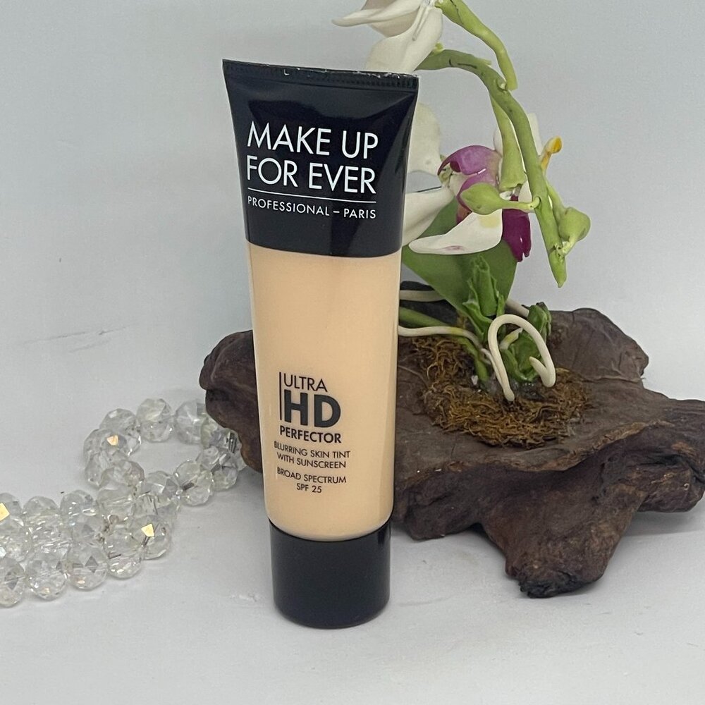 Make Up For Ever Ultra HD Perfector Blurring Skin Tint SPF 25 -03 Golden Vanilla